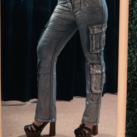 Platinum Glam Luxe Cargo Jeans - Picture 12 of 16
